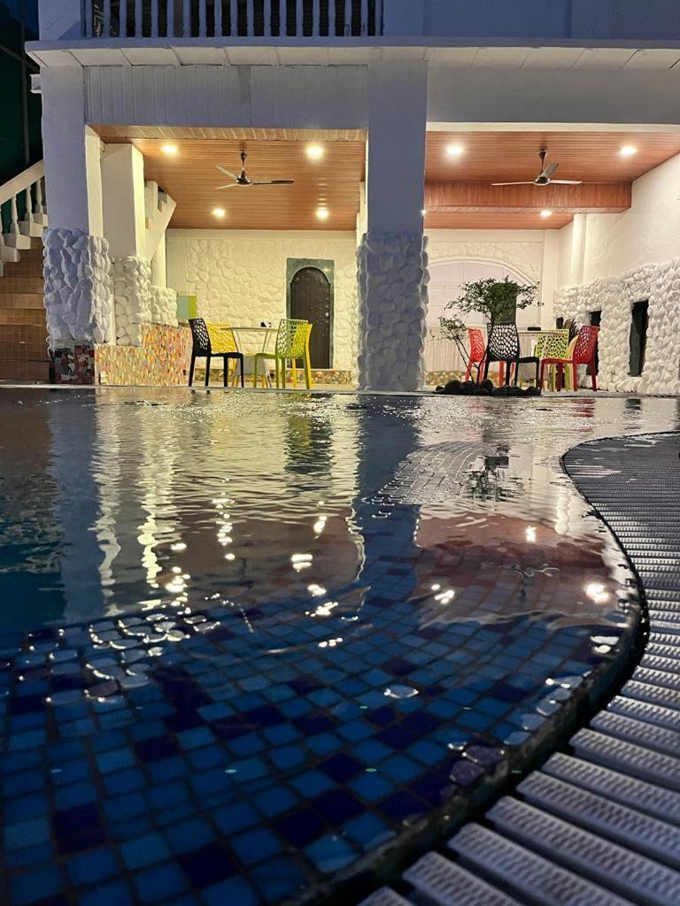 Rockdale Hotel & Resort Mira-Bhayandar Exterior photo